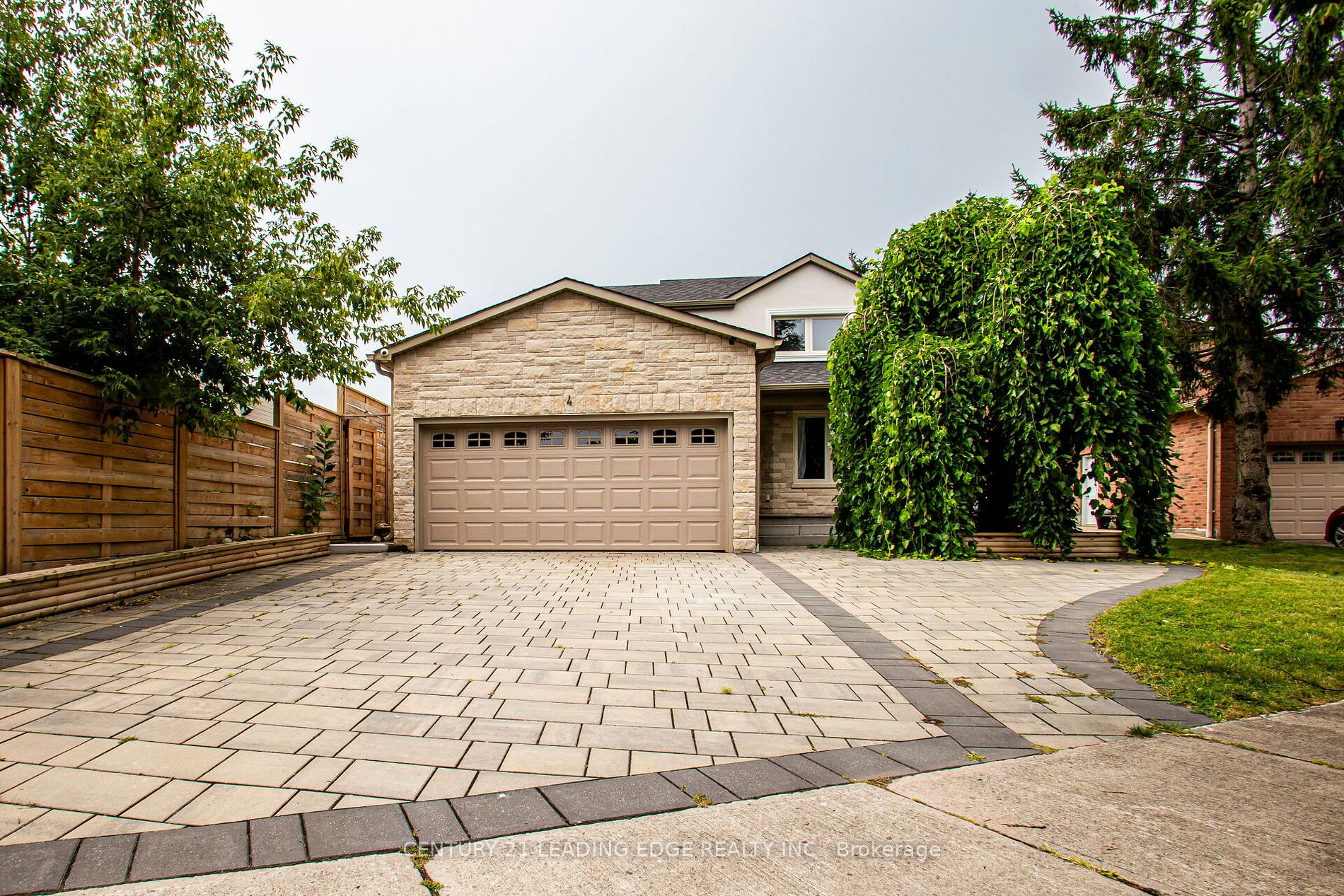 4 Gilmour Dr, Ajax, Ontario, Central