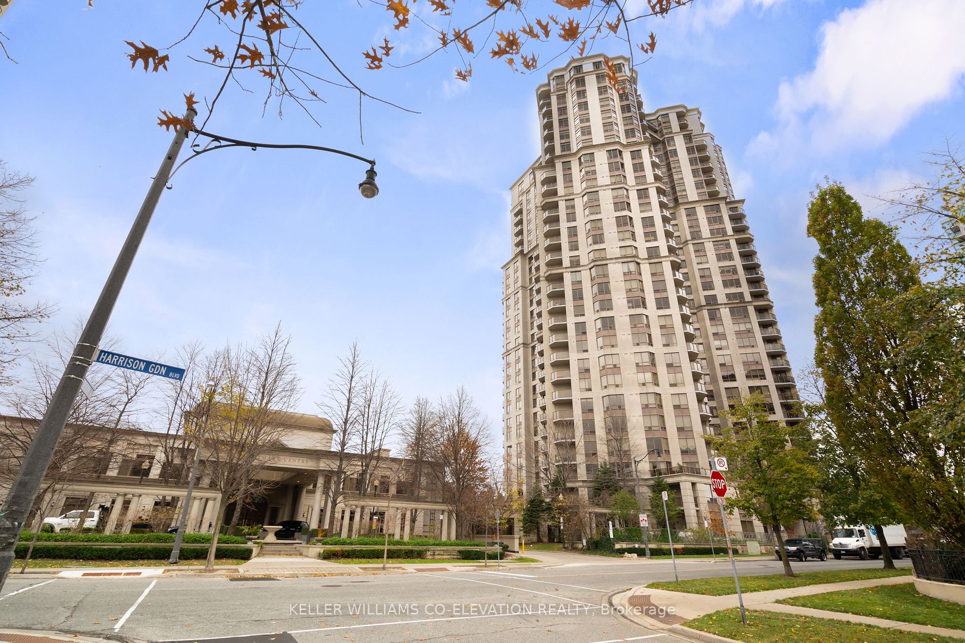 78 Harrison Garden Blvd, Toronto, Ontario, Willowdale East