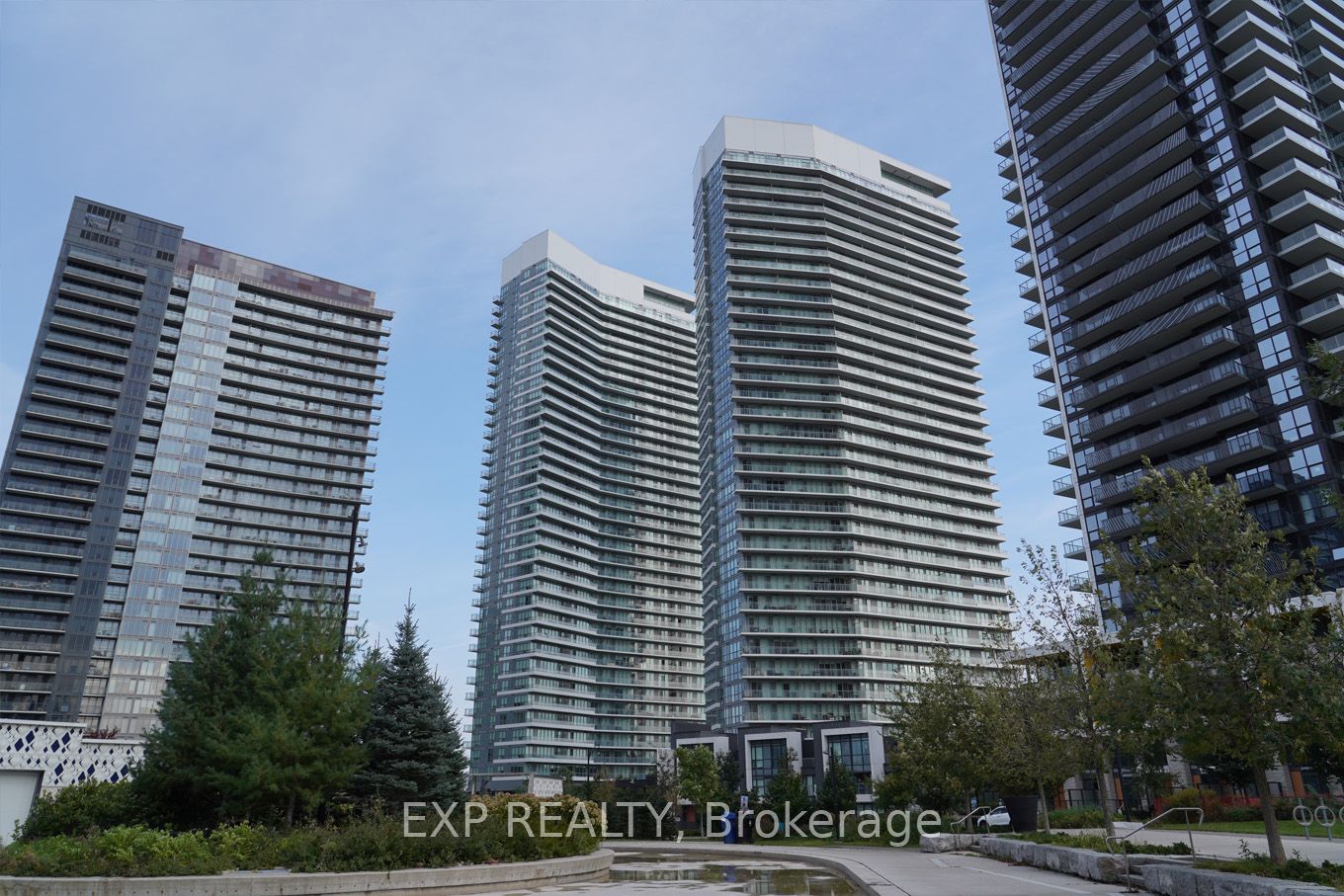 117 McMahon Dr, Toronto, Ontario, Bayview Village