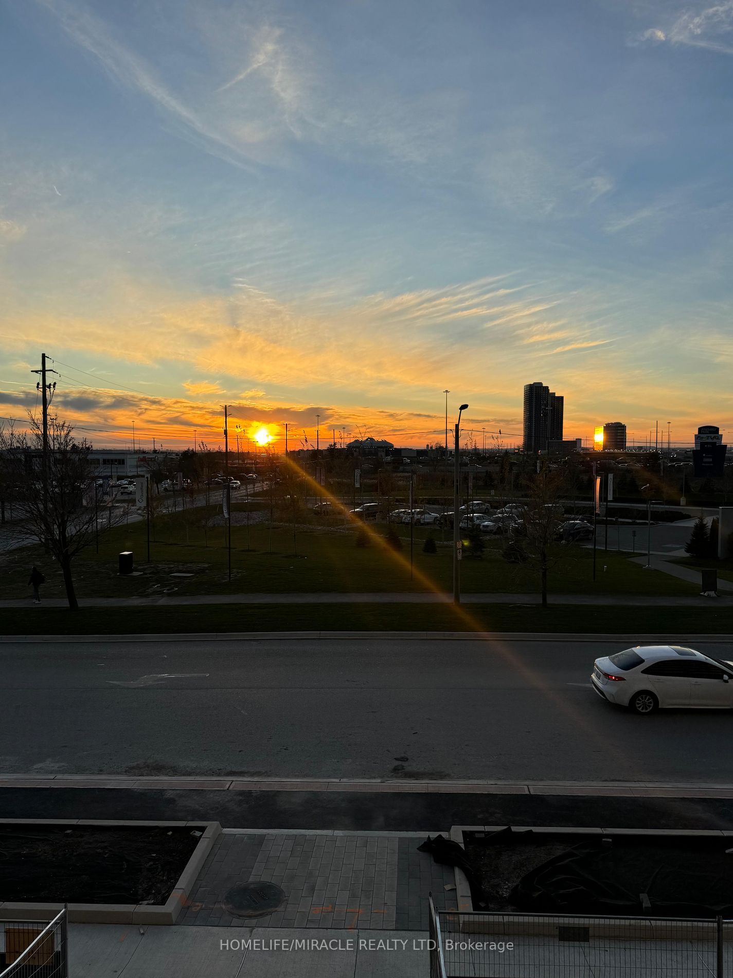 195 Commerce St, Vaughan, Ontario, Vaughan Corporate Centre