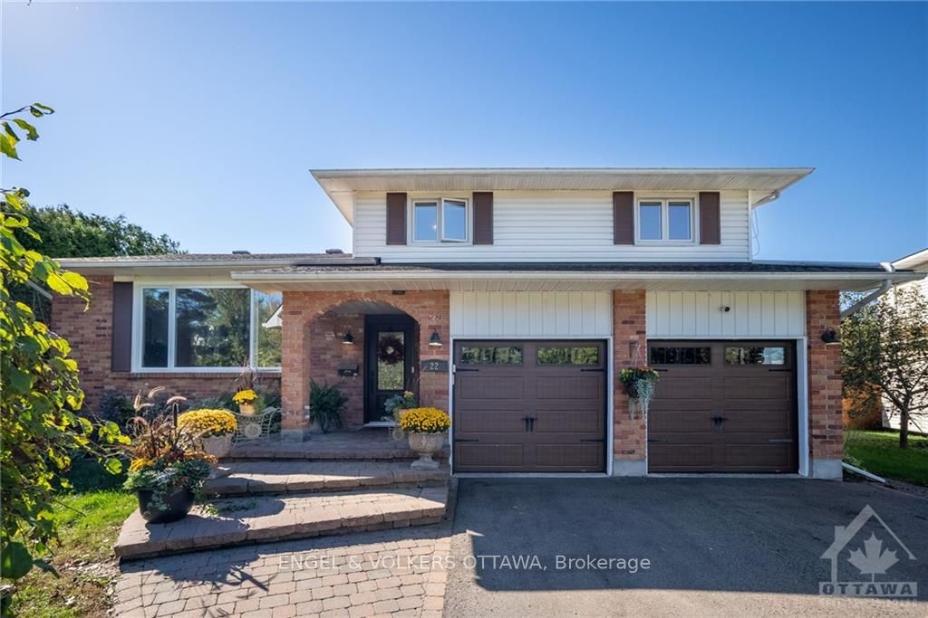 22 STROUGHTON Cres, Stittsville - Munster - Richmond, Ontario, 8205 - Munster