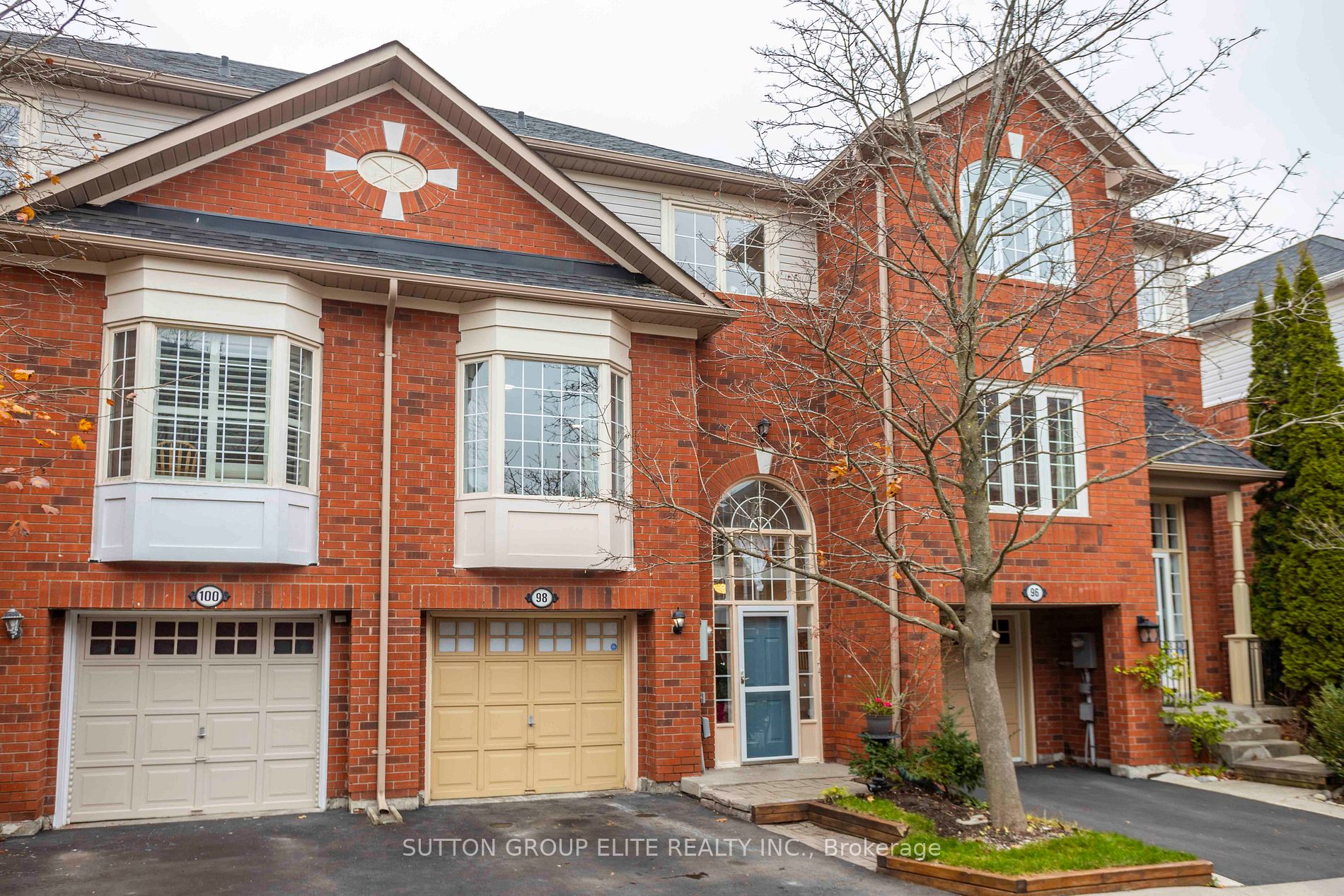 98 Mosaics Ave, Aurora, Ontario, Aurora Highlands