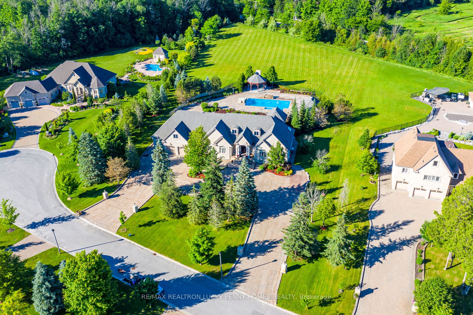 22 Riverstone Crt, East Gwillimbury, Ontario, Rural East Gwillimbury