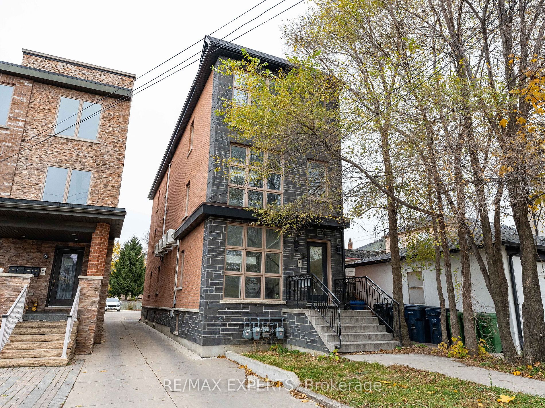 2 Hyde Ave, Toronto, Ontario, Keelesdale-Eglinton West