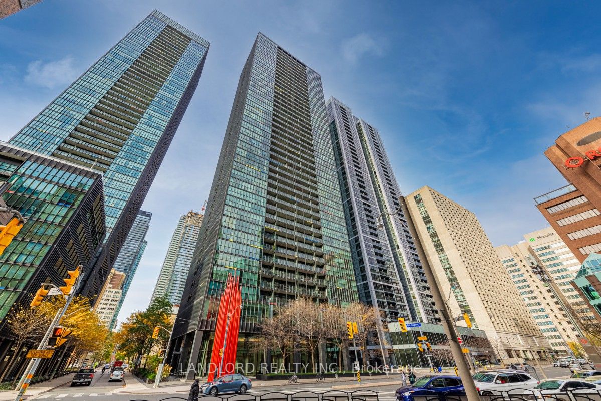 110 Charles St E, Toronto, Ontario, Church-Yonge Corridor