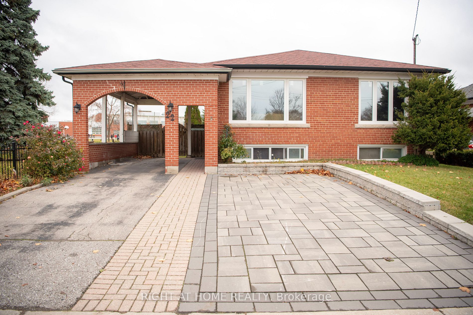 22 Beran Dr, Toronto, Ontario, Woburn