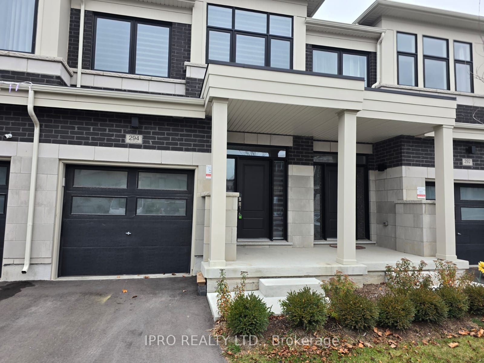 294 Okanagan Path, Oshawa, Ontario, Donevan