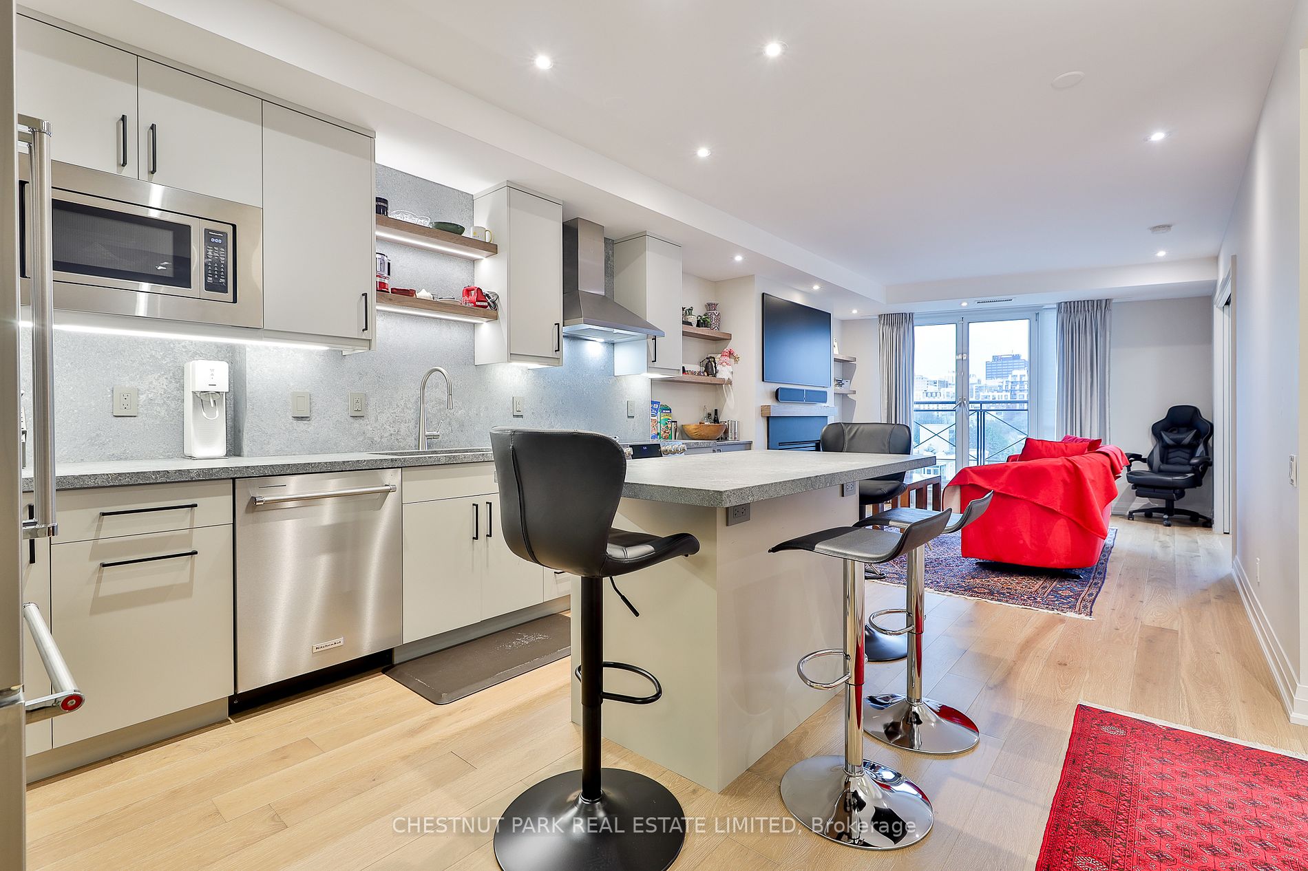 20 Scrivener Sq, Toronto, Ontario, Rosedale-Moore Park