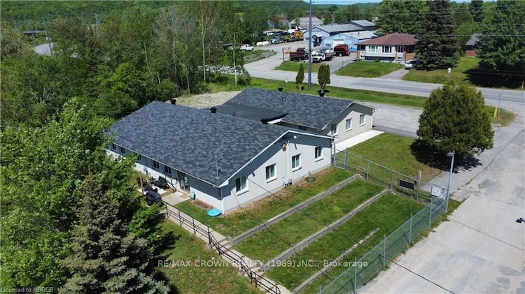 281 WALLACE Rd, North Bay, Ontario, 