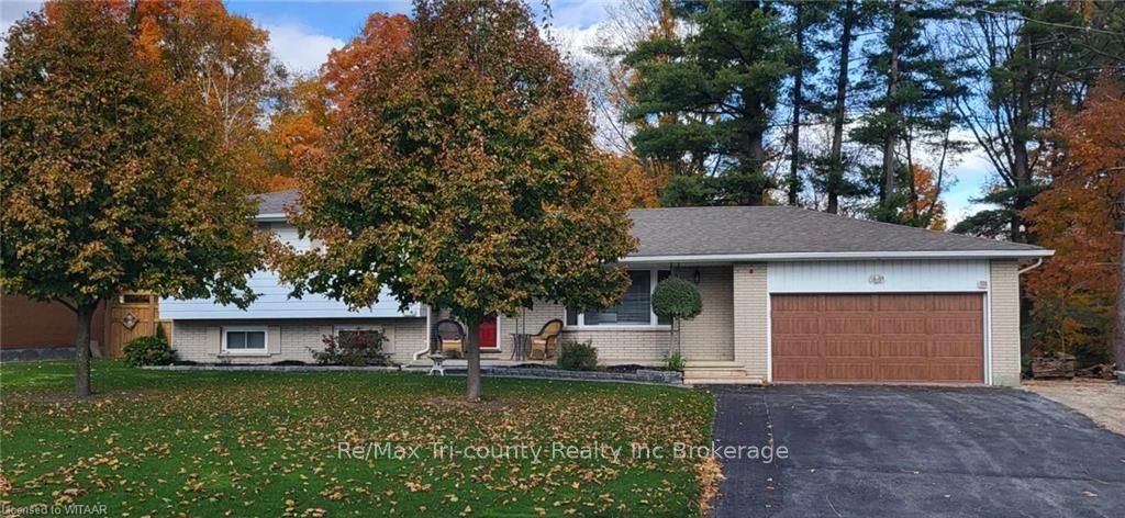 4 BURDOCK Crt, Tillsonburg, Ontario, Tillsonburg