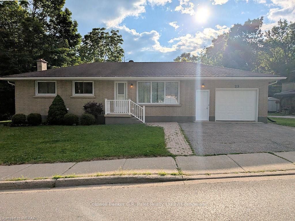 23 TILLSON Ave, Tillsonburg, Ontario, Tillsonburg