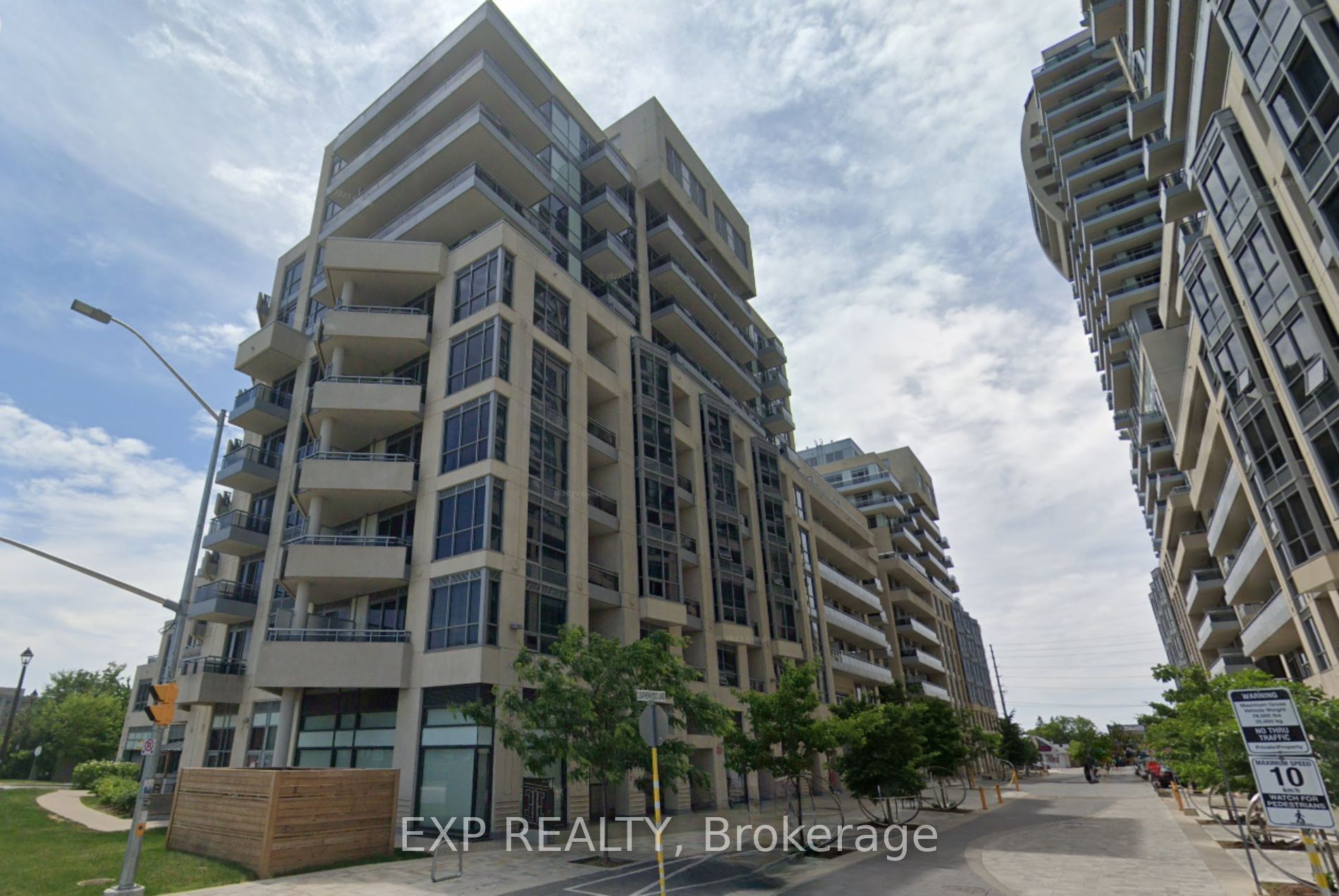 9199 Yonge St, Richmond Hill, Ontario, Langstaff