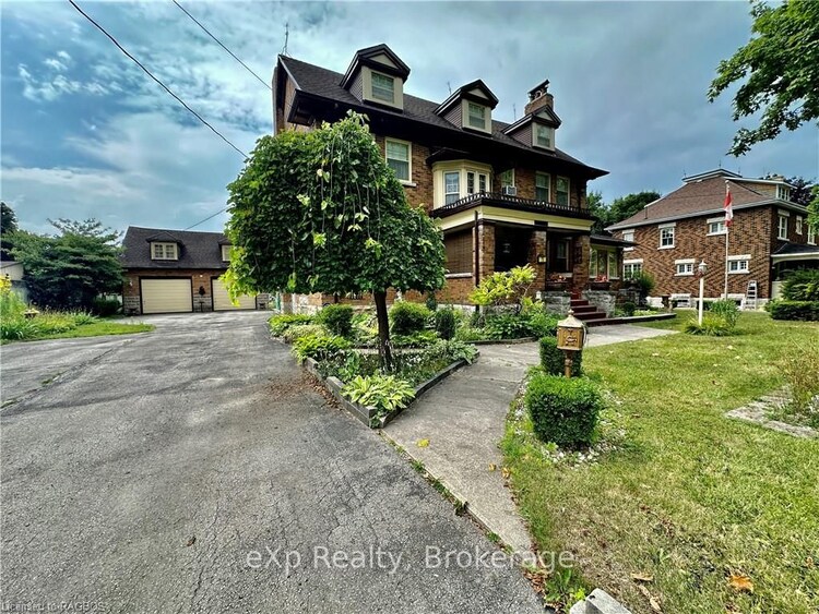 75 10TH St, Hanover, Ontario, Hanover