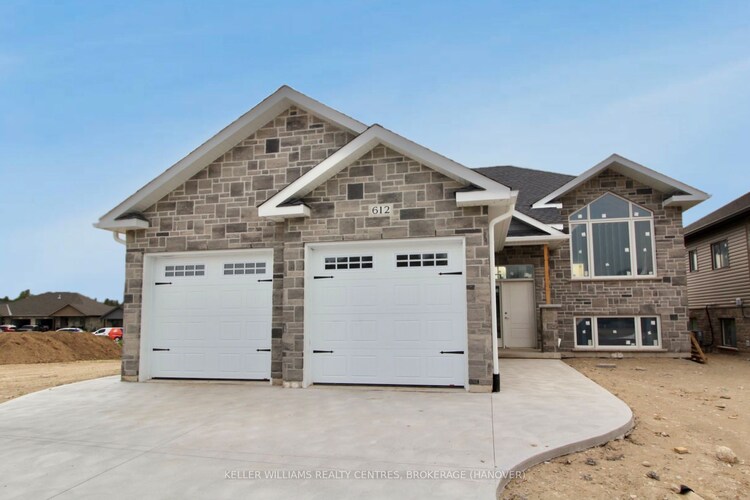 612 26TH Avenue, Hanover, ON, Hanover