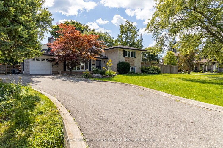 1198 Willowbrook Dr S, Oakville, Ontario, Bronte East