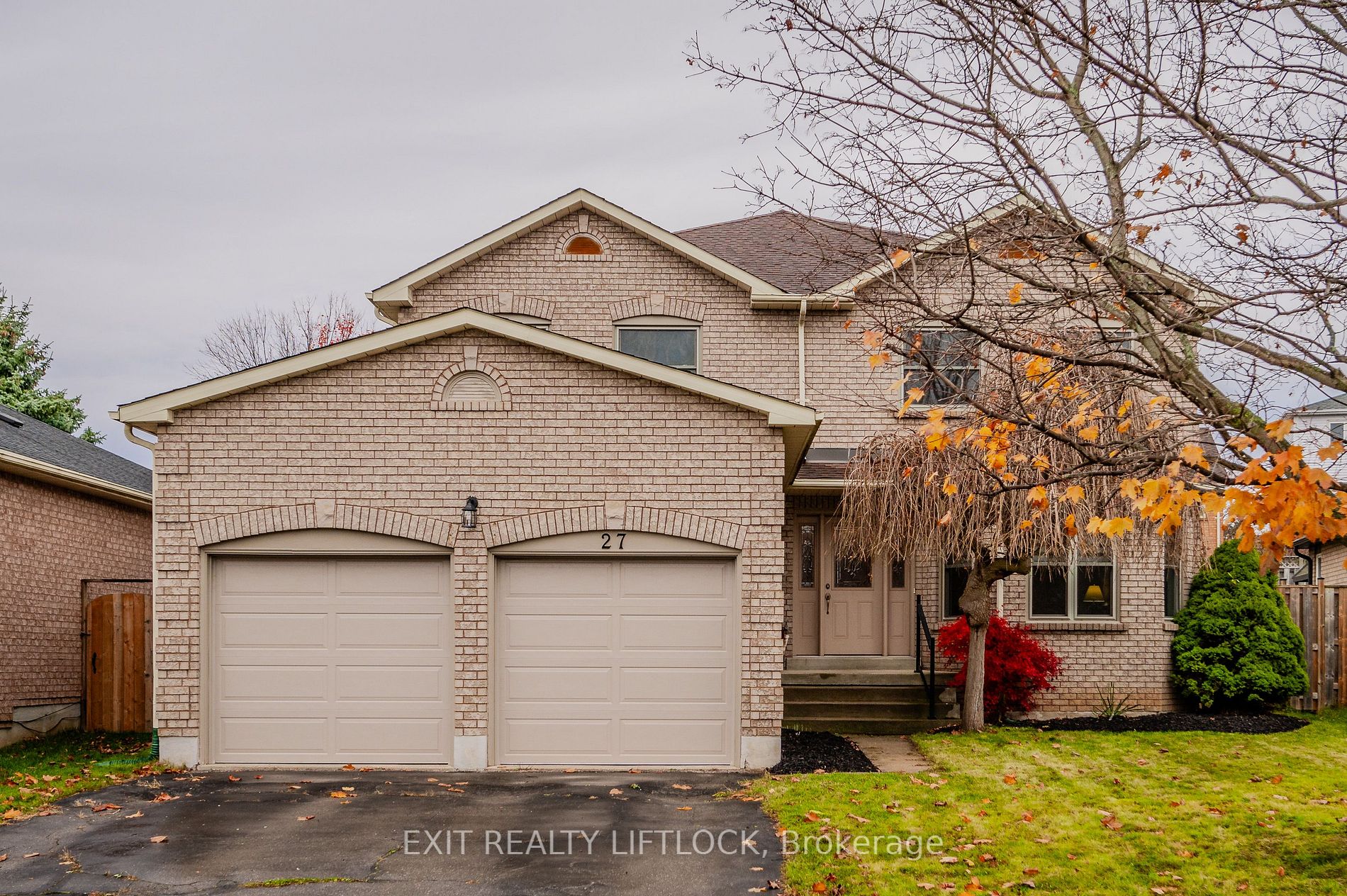 27 Attwood Dr, Cambridge, Ontario, 