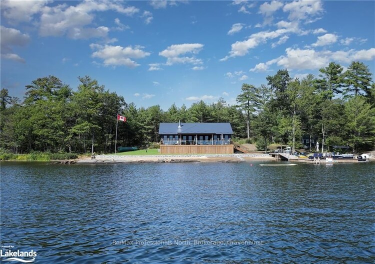 32 A11, The Archipelago, Ontario, 