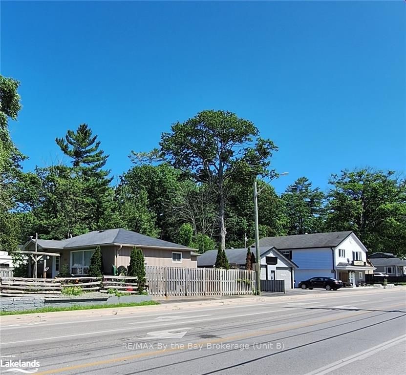 653 RIVER Rd W, Wasaga Beach, Ontario, Wasaga Beach