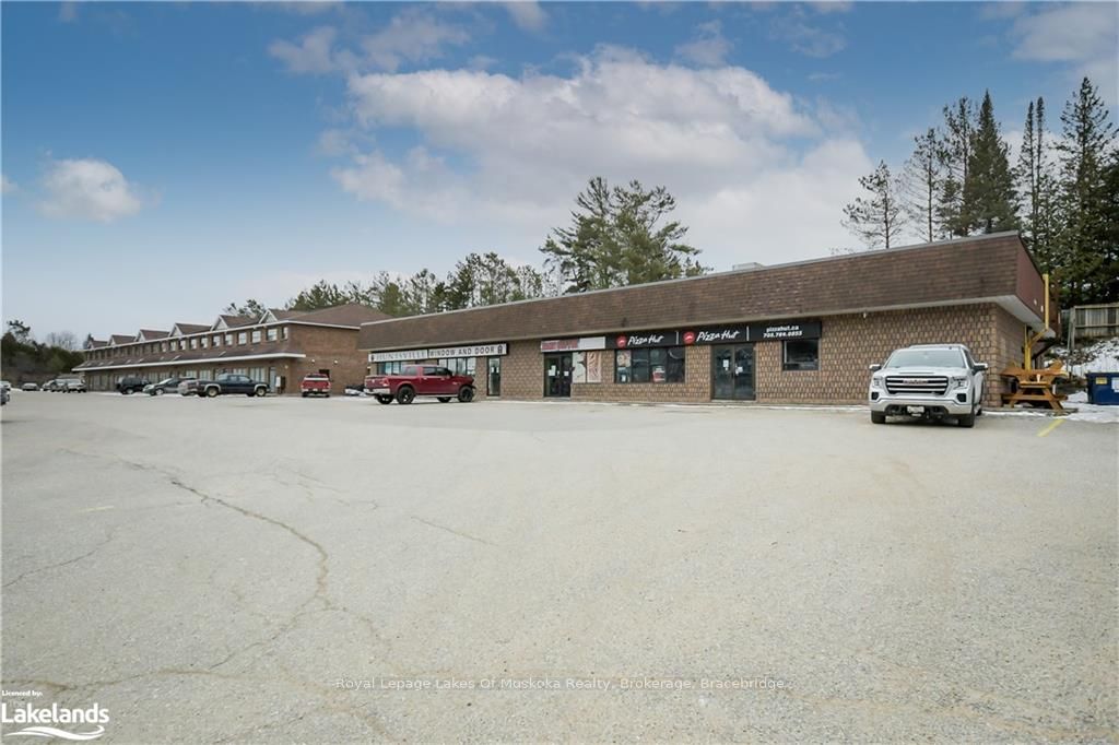 233 HIGHWAY 60, Huntsville, Ontario, Chaffey