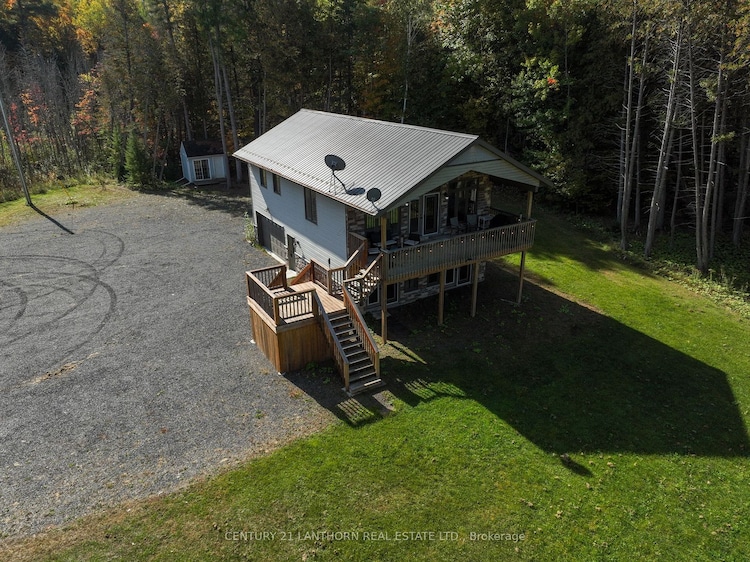 1014 Lyons Gate Lane, North Frontenac, Ontario, 