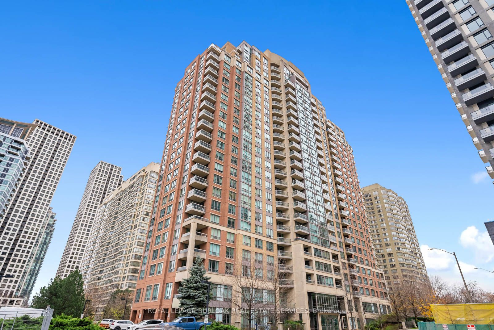 156 Enfield Pl, Mississauga, Ontario, City Centre