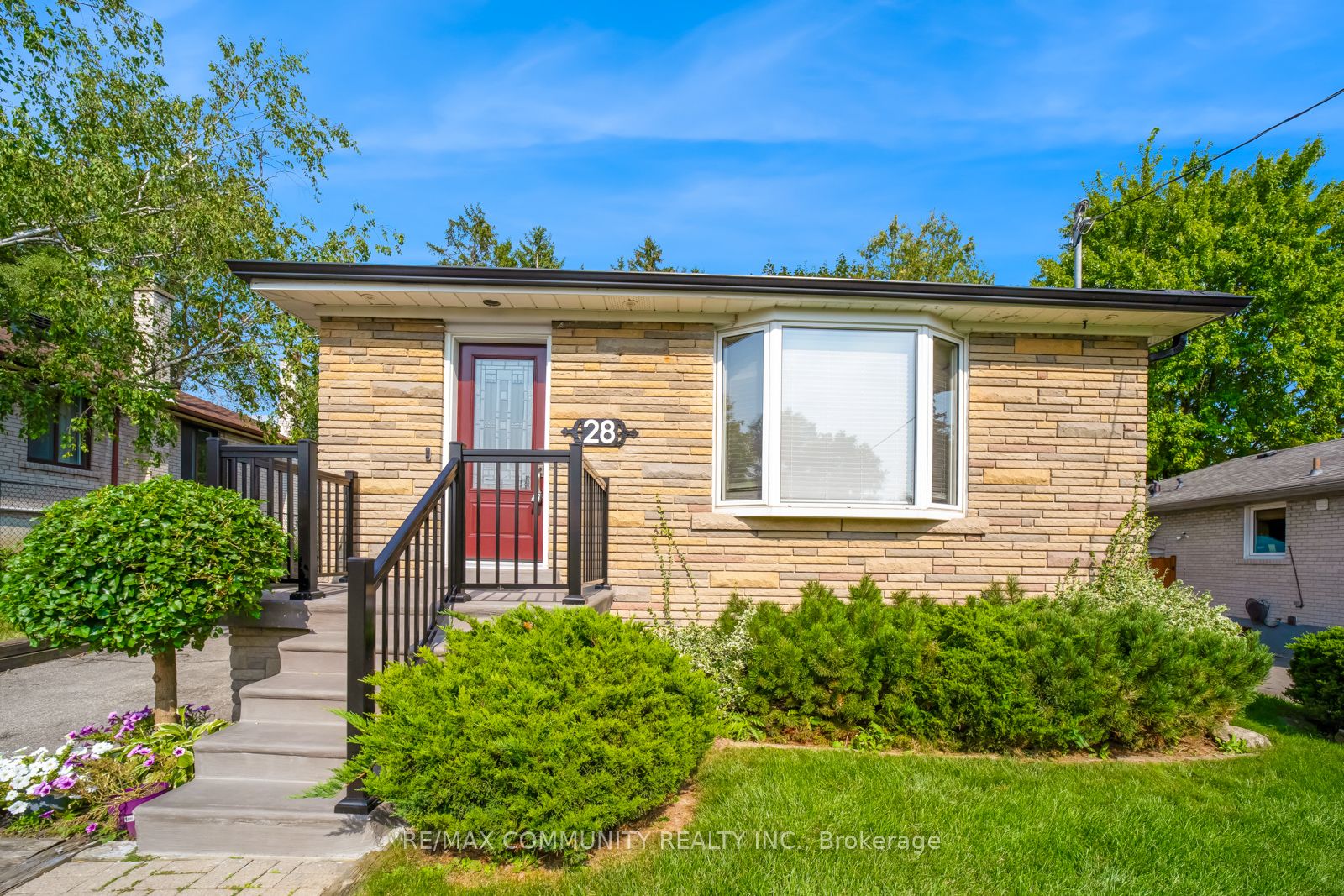 28 Benhur Cres, Toronto, Ontario, Woburn