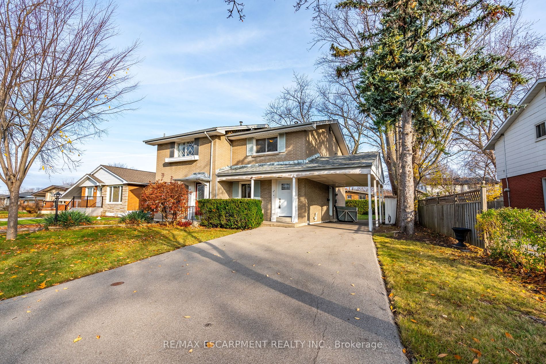 47 Bobolink Rd, Hamilton, Ontario, Bruleville