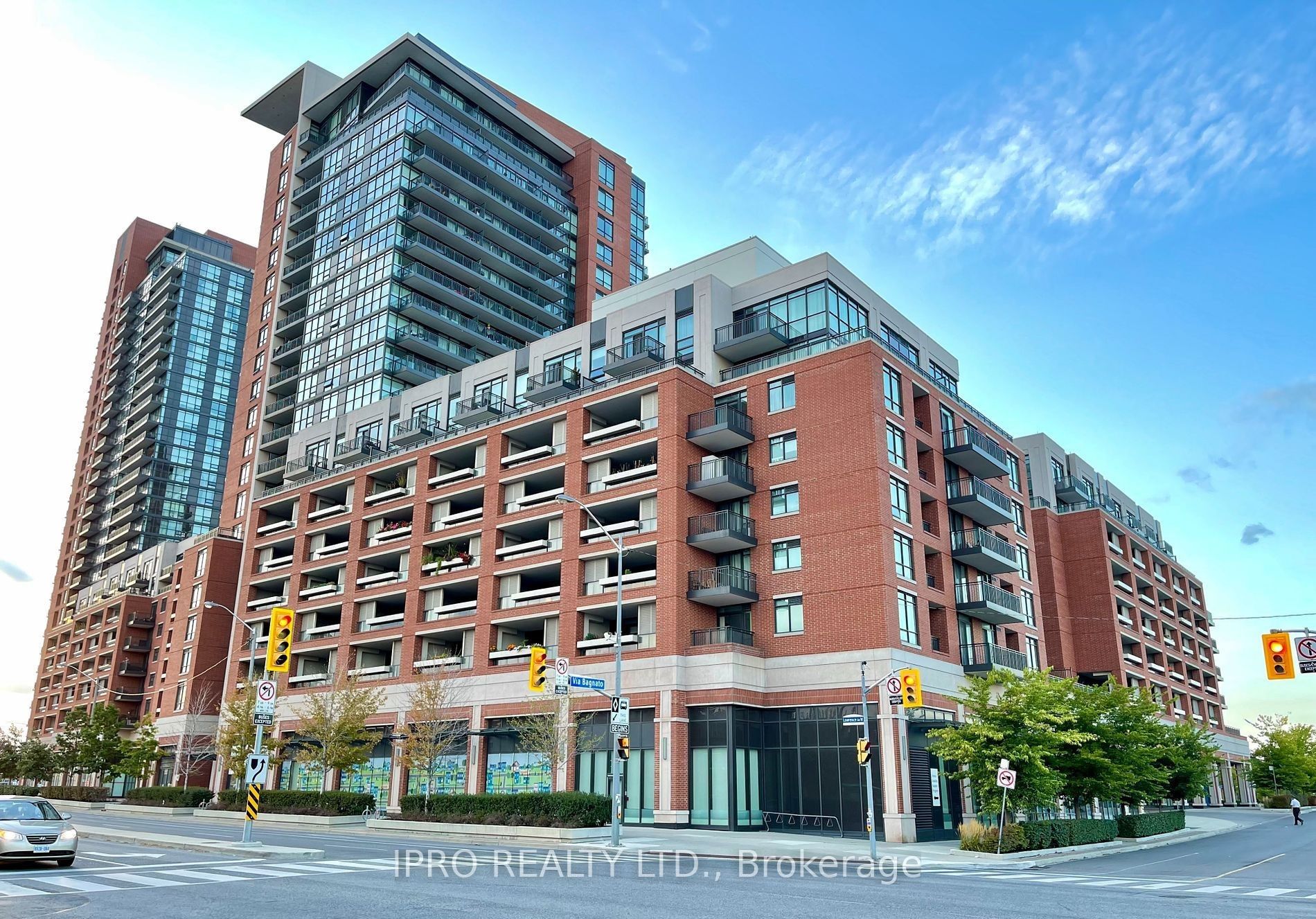 830 Lawrence Ave W, Toronto, Ontario, Yorkdale-Glen Park