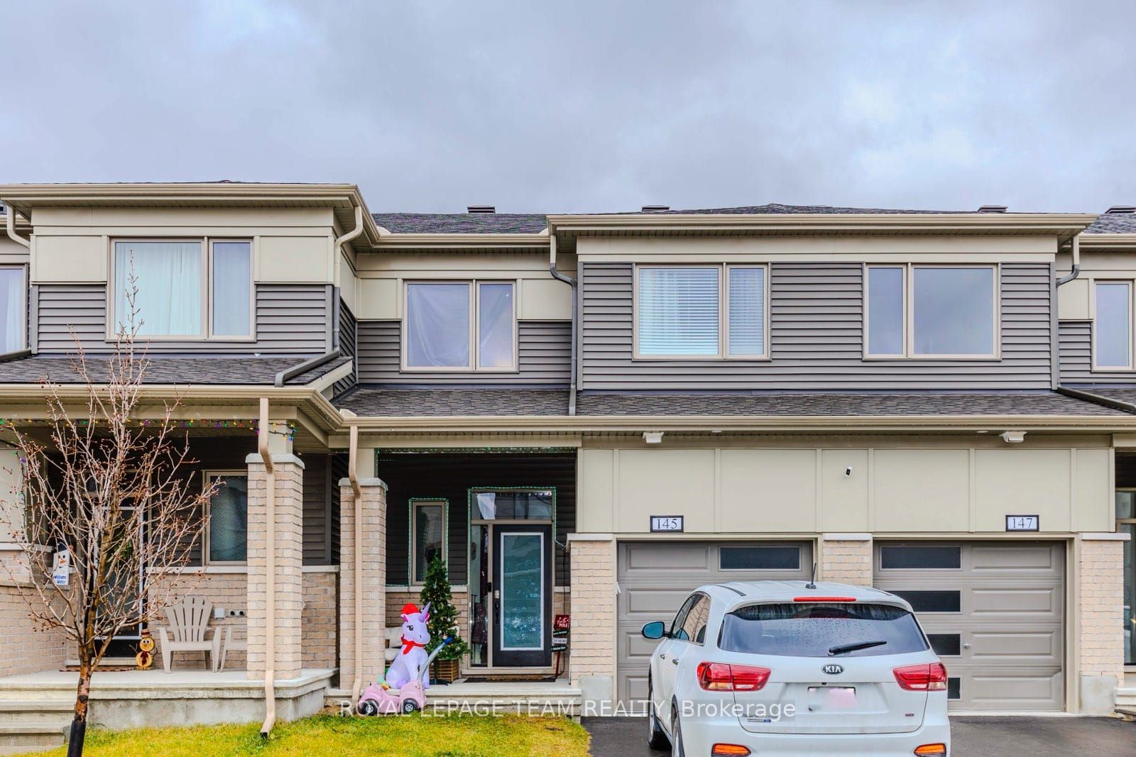 145 Yearling Circ, Stittsville - Munster - Richmond, Ontario, 8204 - Richmond