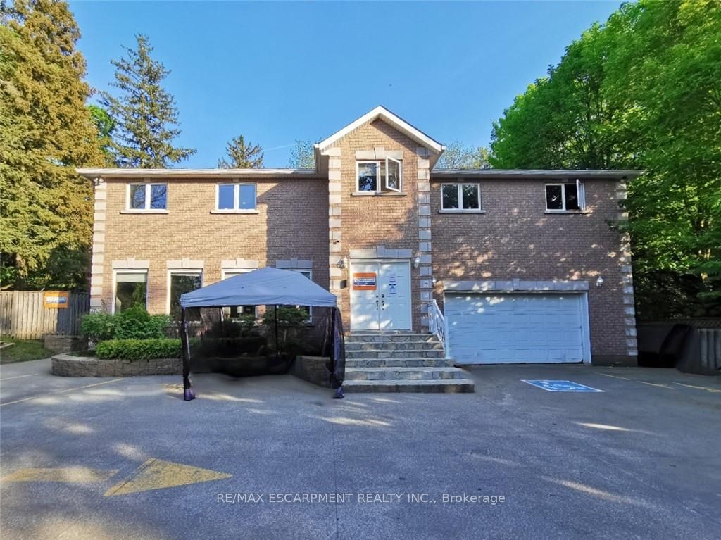 144 Wilson St, Hamilton, Ontario, Ancaster