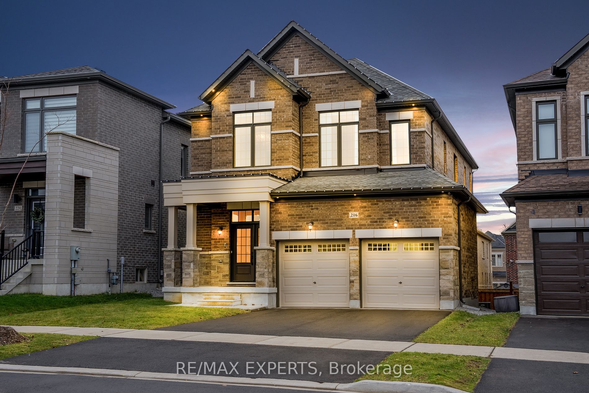 216 Bellefond St, Vaughan, Ontario, Kleinburg