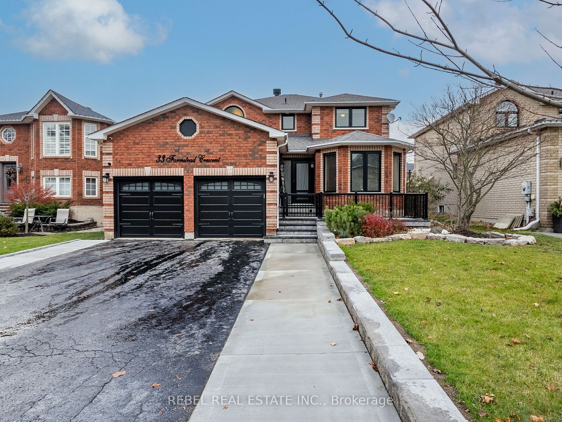 33 Farmstead Cres, Barrie, Ontario, Holly