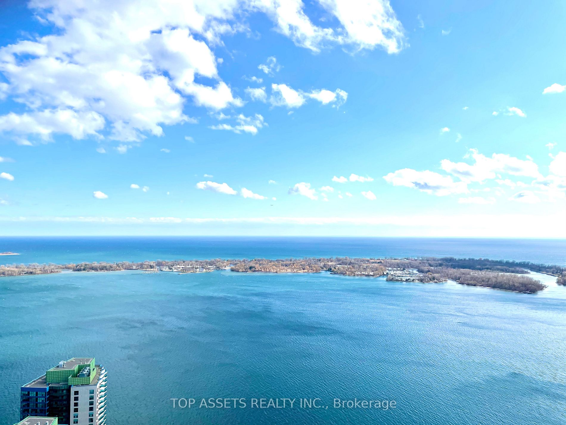 10 York St, Toronto, Ontario, Waterfront Communities C1