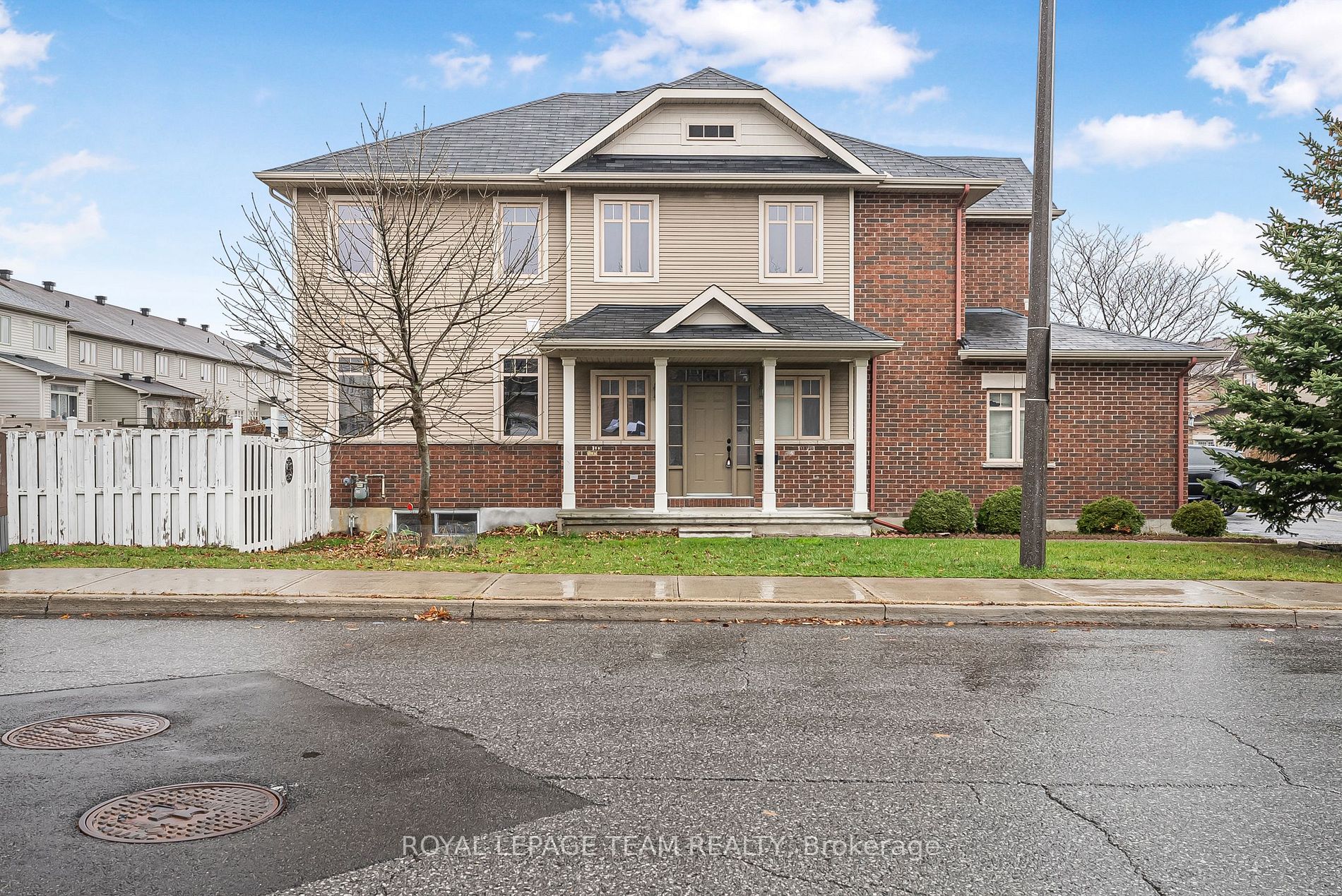 74 MADELON Dr, Barrhaven, Ontario, 7706 - Barrhaven - Longfields