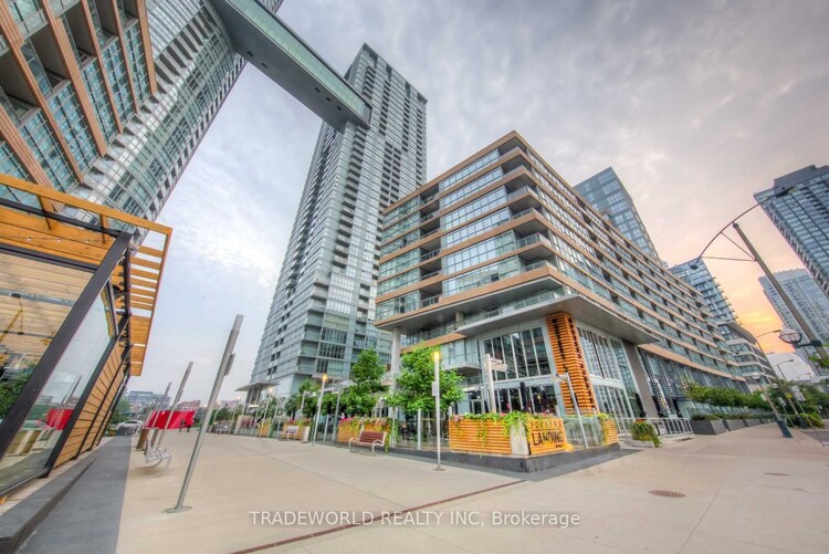 15 Iceboat Terr, Toronto, Ontario, Waterfront Communities C1