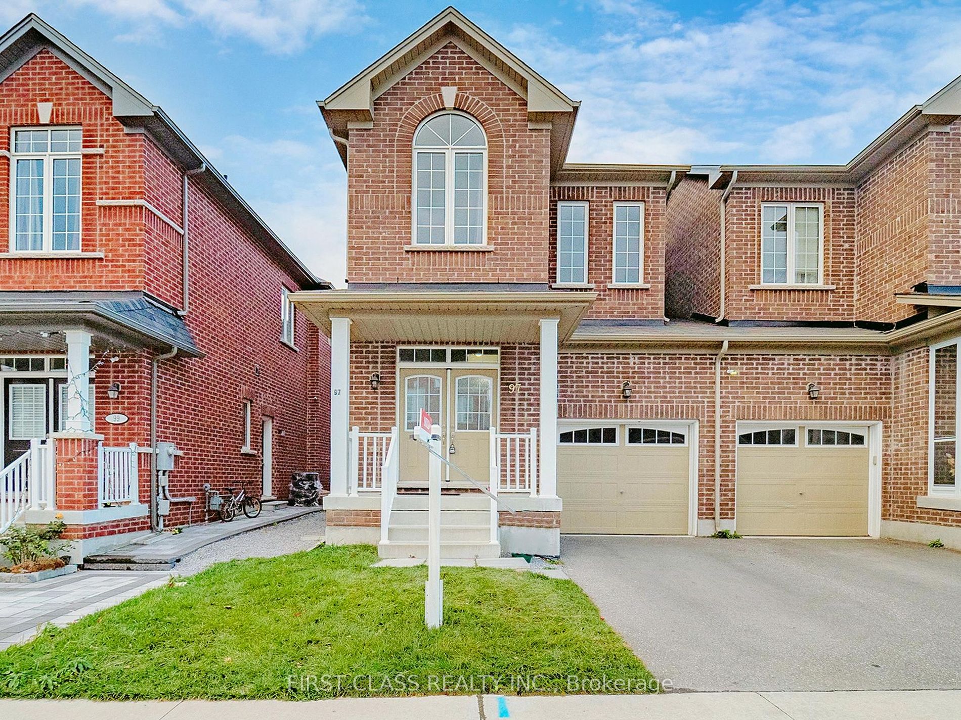 97 Titan Tr, Markham, Ontario, Cedarwood