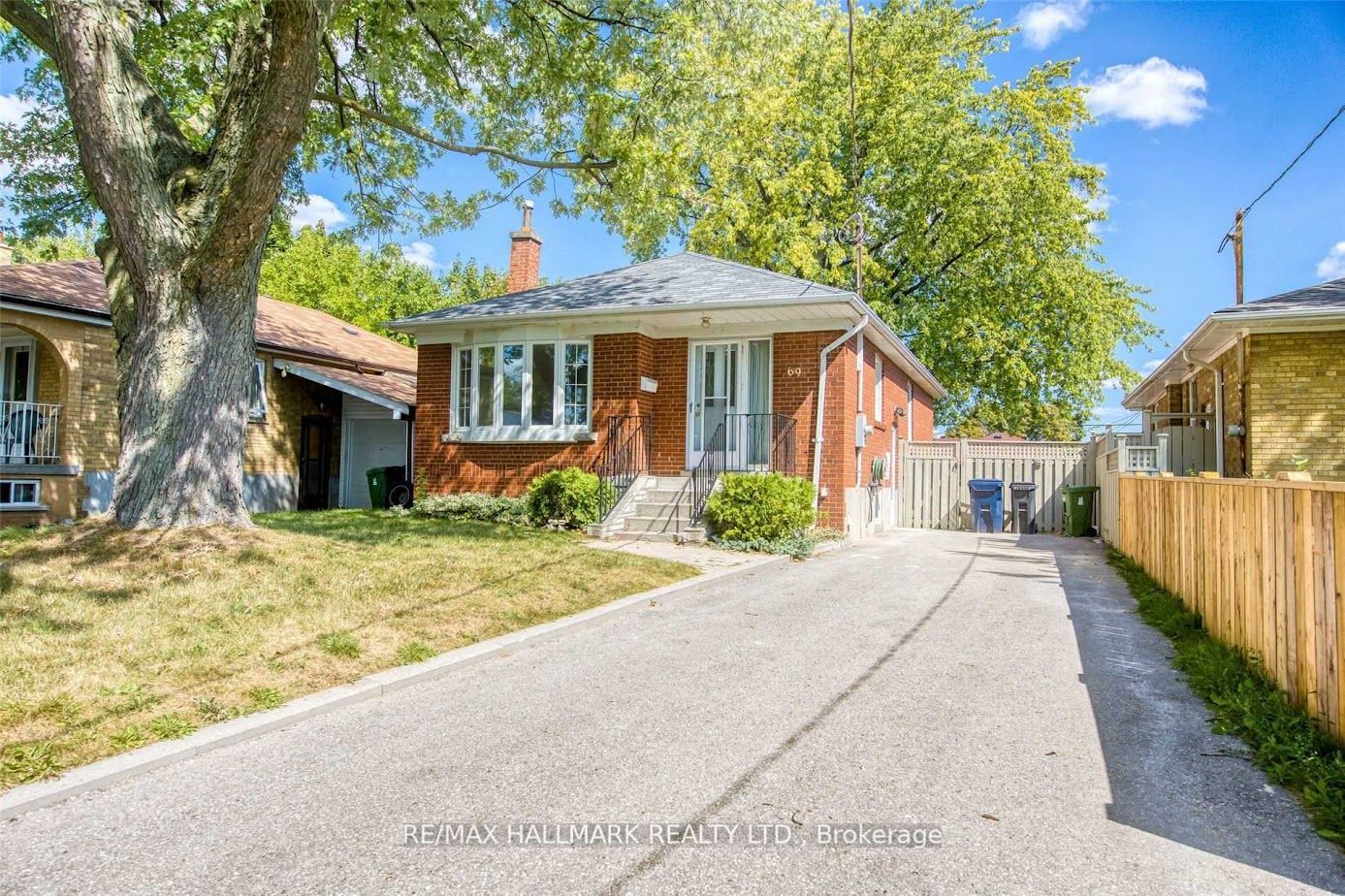 69 Barrymore Rd, Toronto, Ontario, Bendale