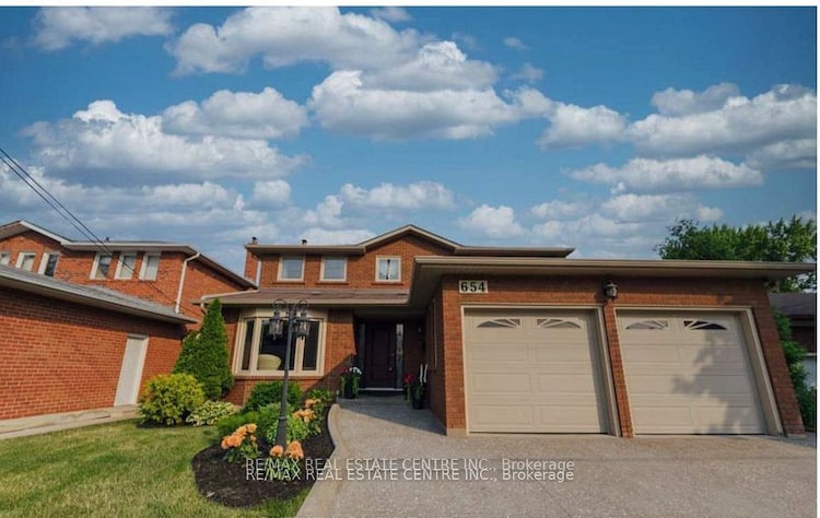 654 Arbor (Basement) Rd, Mississauga, Ontario, Mineola