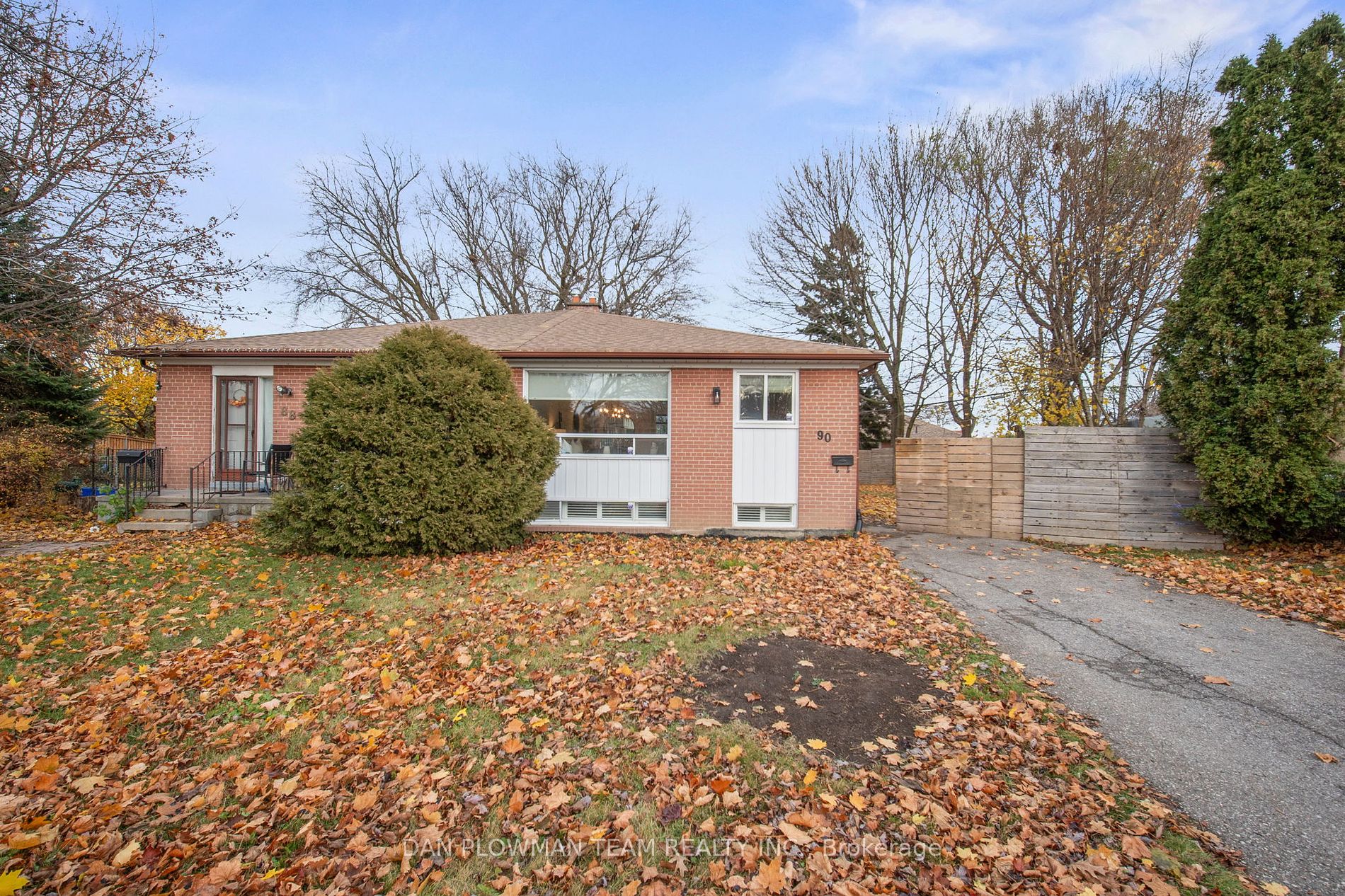 90 Hurley Rd, Ajax, Ontario, South East