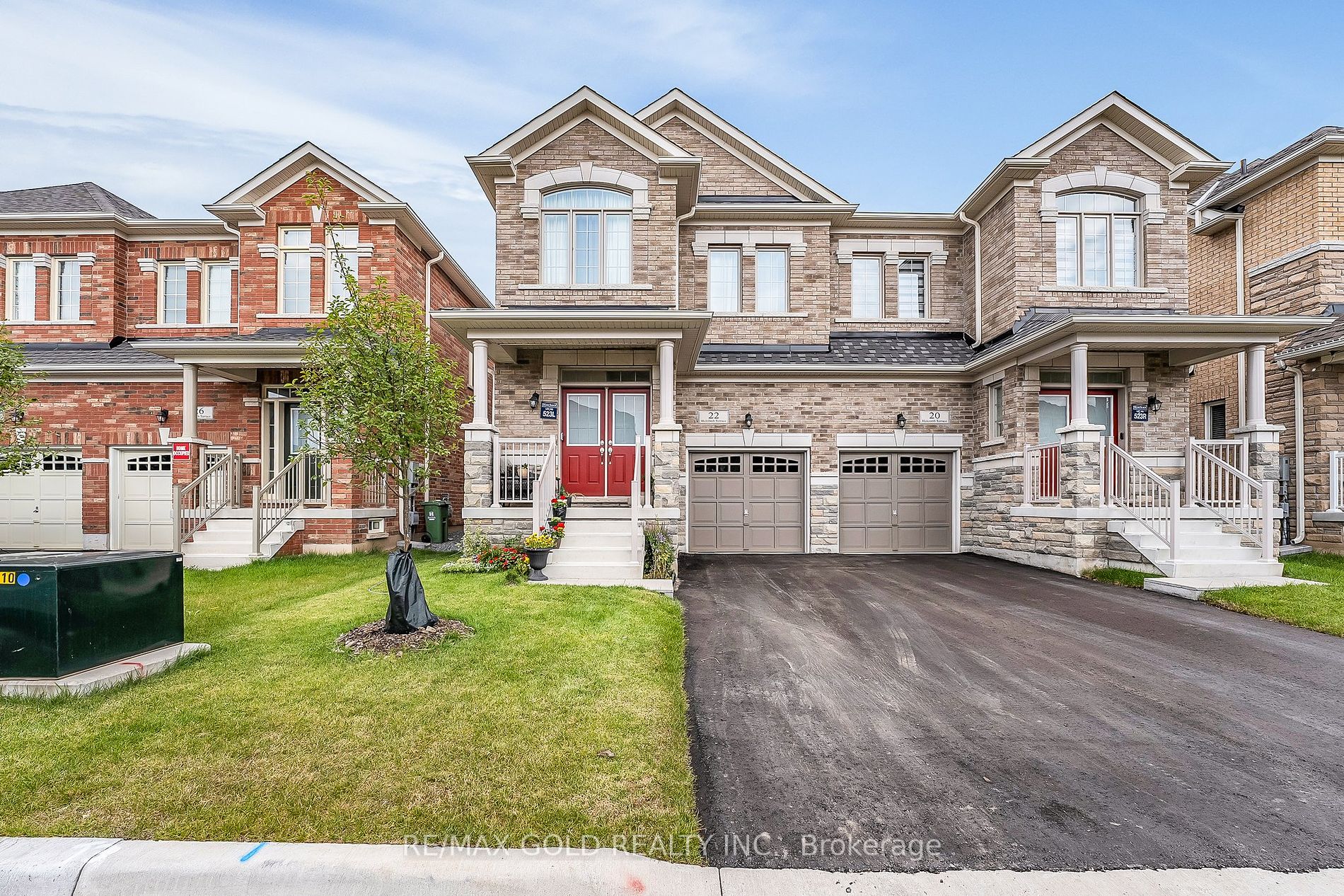 22 Holcomb Terr, Hamilton, Ontario, Waterdown