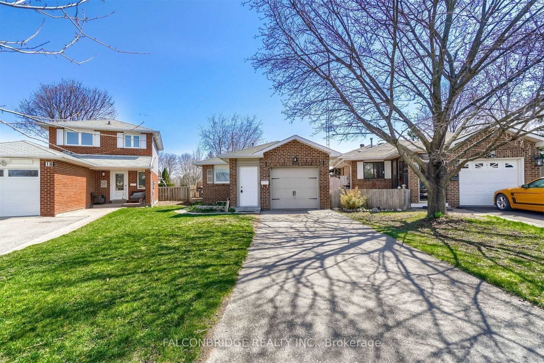 20 tropical Crt, Brampton, Ontario, Heart Lake