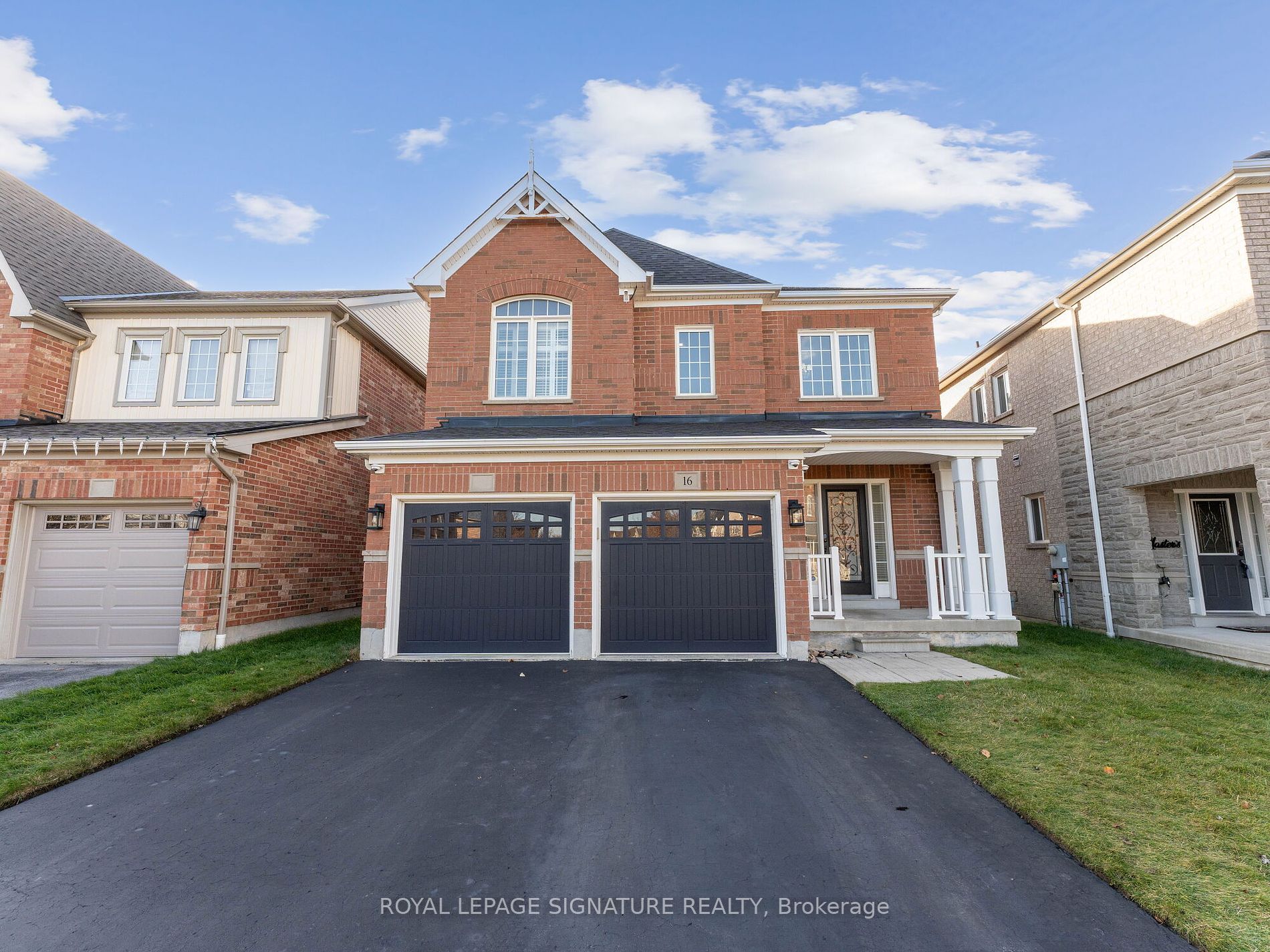 16 Howlett Cres, Ajax, Ontario, Northeast Ajax