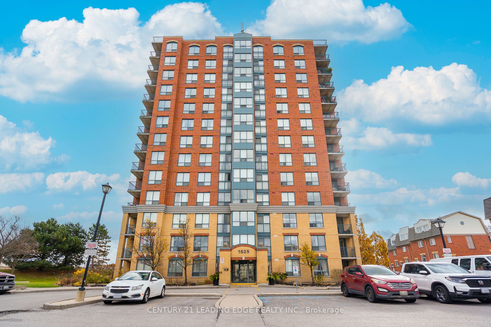 1625 Pickering Pkwy, Pickering, Ontario, Village East