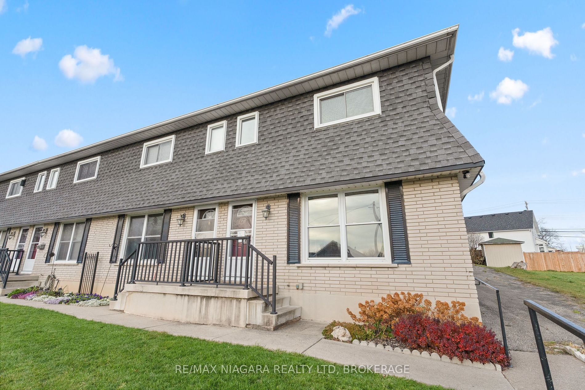 156 ST. CATHARINES St, West Lincoln, Ontario, 057 - Smithville