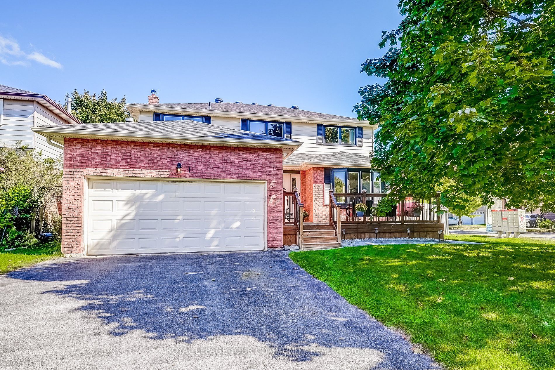 1 Oakmeadow Blvd, Georgina, Ontario, Keswick South