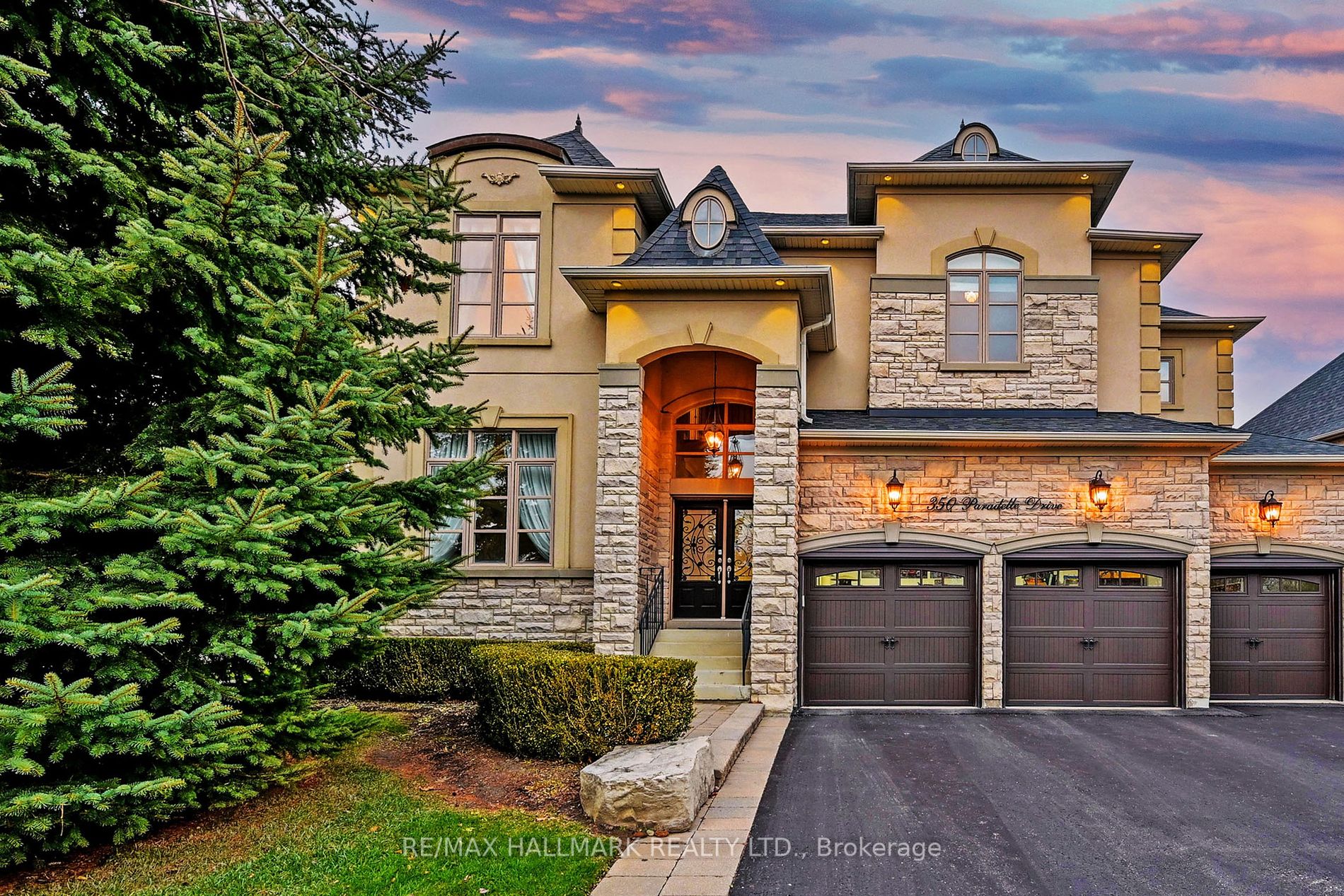 350 Paradelle Dr, Richmond Hill, Ontario, Oak Ridges Lake Wilcox