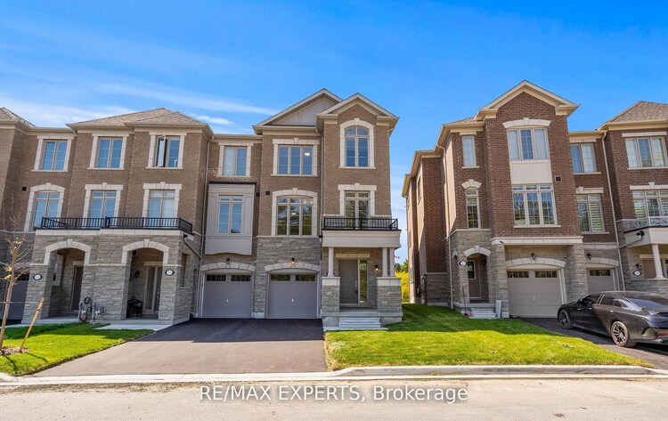 32 Coote Crt, Ajax, Ontario, Central West