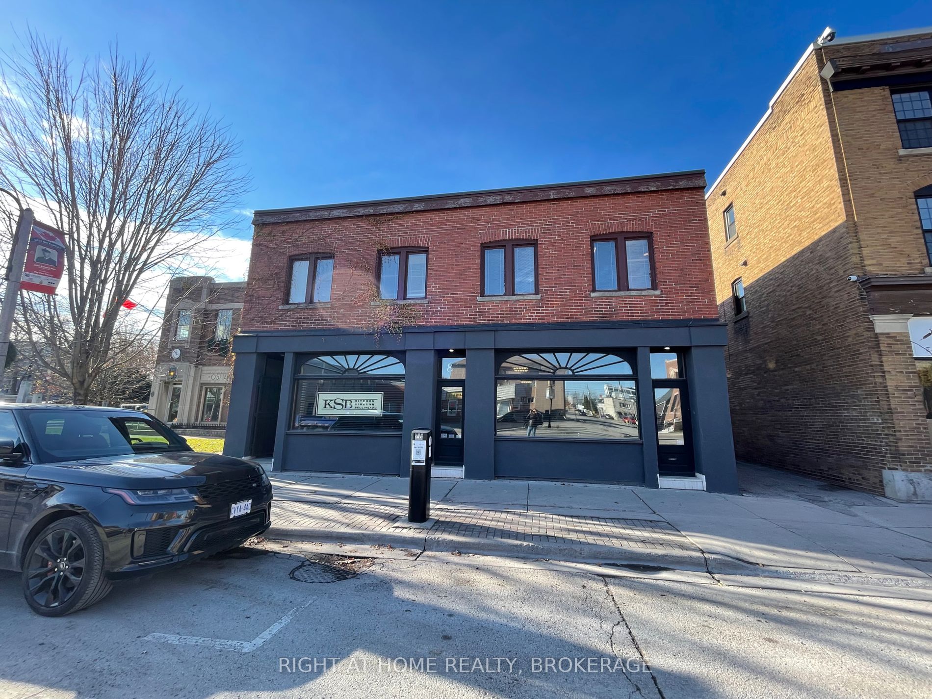 86-90 Simcoe St S, Oshawa, Ontario, Central