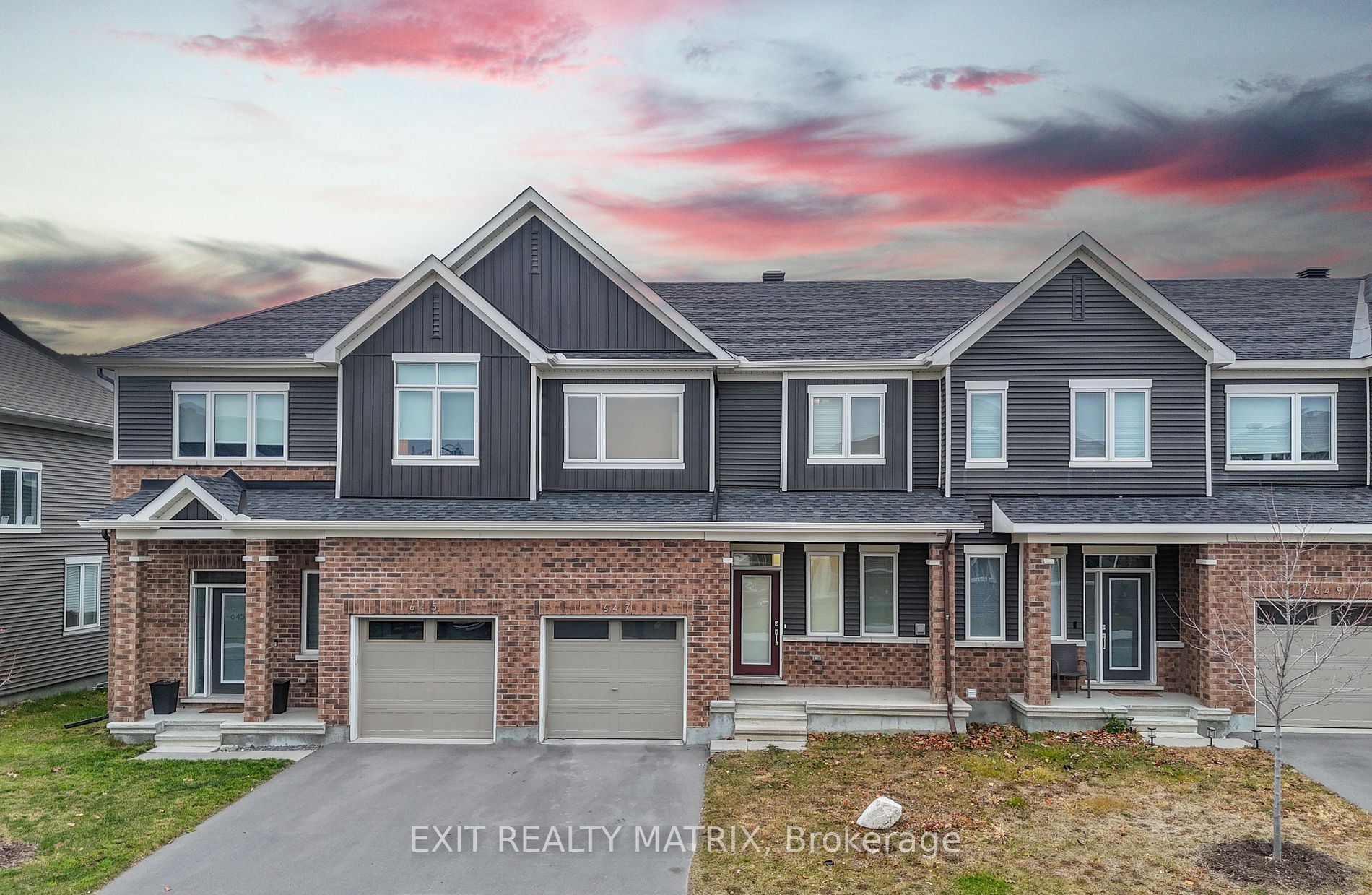 647 Chillerton Dr, Barrhaven, Ontario, 7711 - Barrhaven - Half Moon Bay