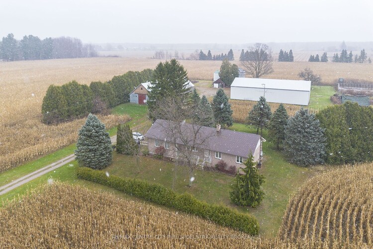 714 McCready Rd, Dawn-Euphemia, Ontario, 